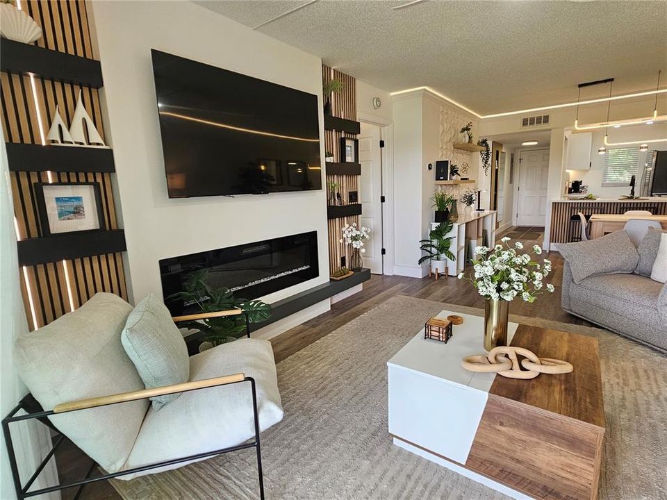 For Rent: $6,400 (2 beds, 2 baths, 946 Square Feet)