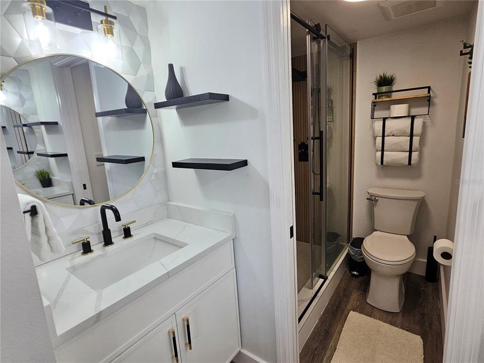 For Rent: $6,400 (2 beds, 2 baths, 946 Square Feet)