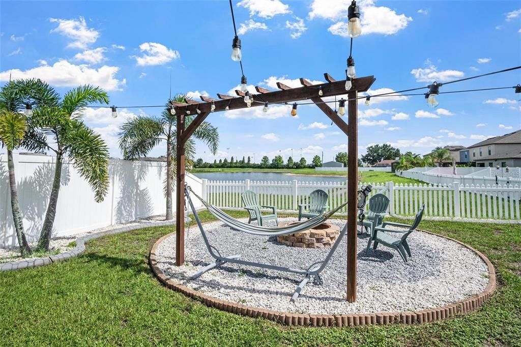 En Venta: $447,000 (4 camas, 2 baños, 2626 Pies cuadrados)