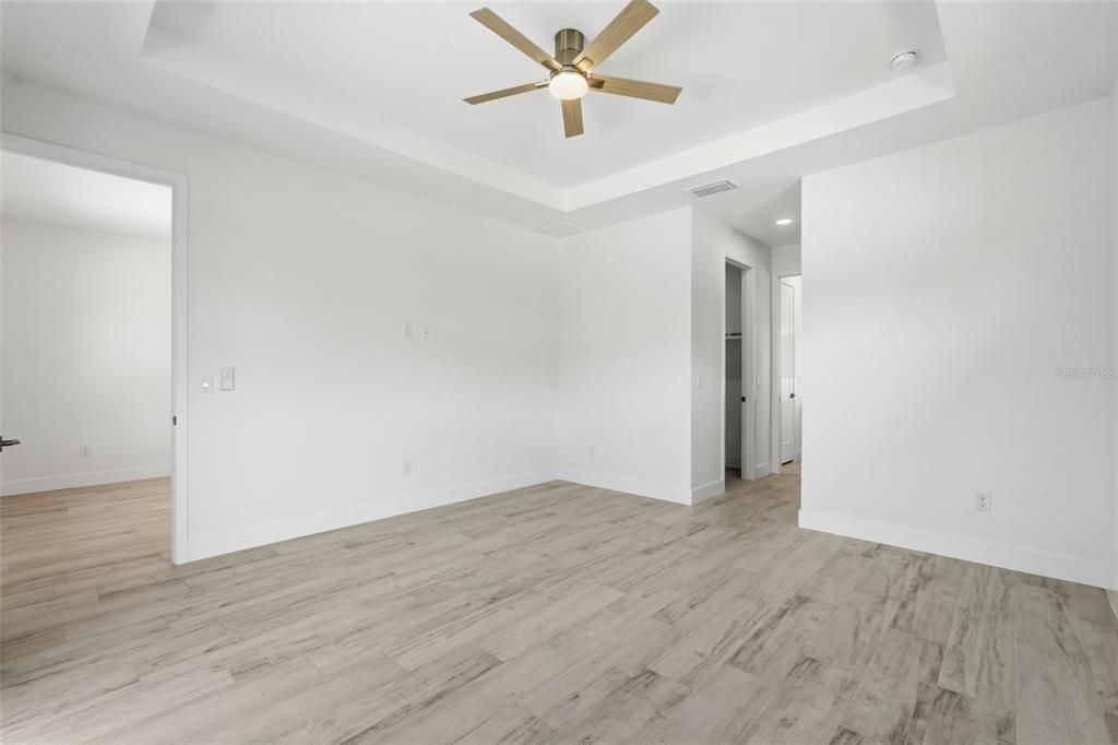 В аренду: $2,500 (3 спален, 2 ванн, 1726 Квадратных фут)