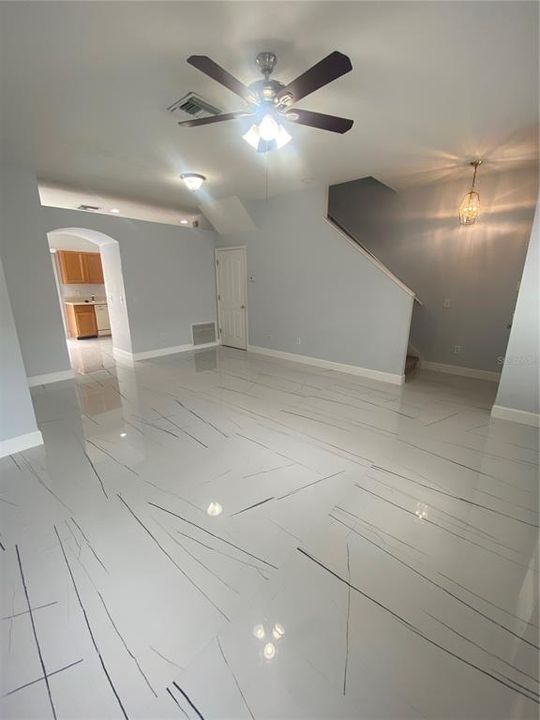 For Rent: $2,300 (3 beds, 2 baths, 1232 Square Feet)