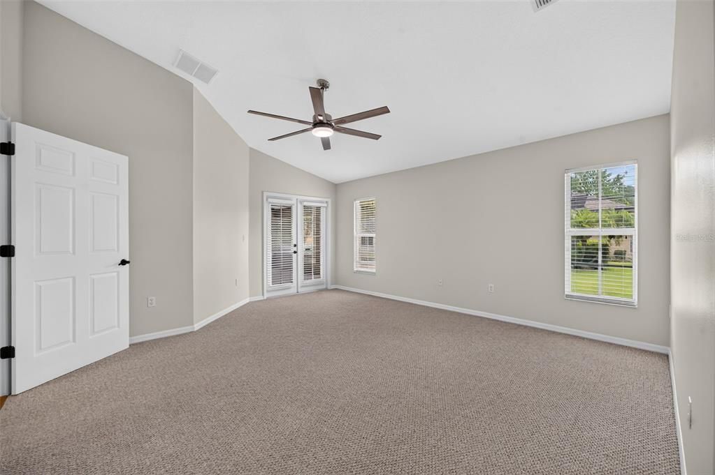 For Sale: $524,900 (4 beds, 3 baths, 2393 Square Feet)