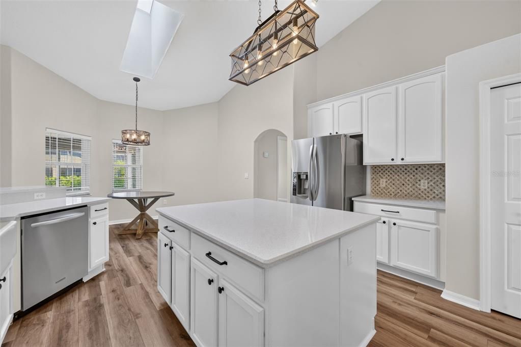 For Sale: $524,900 (4 beds, 3 baths, 2393 Square Feet)