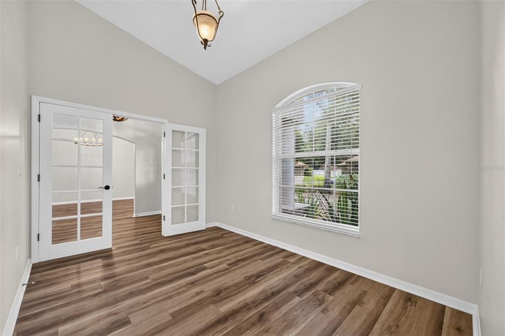 For Sale: $524,900 (4 beds, 3 baths, 2393 Square Feet)
