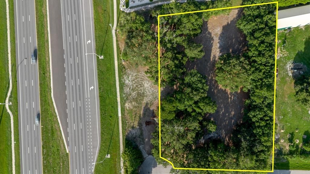 En Venta: $275,000 (1.06 acres)