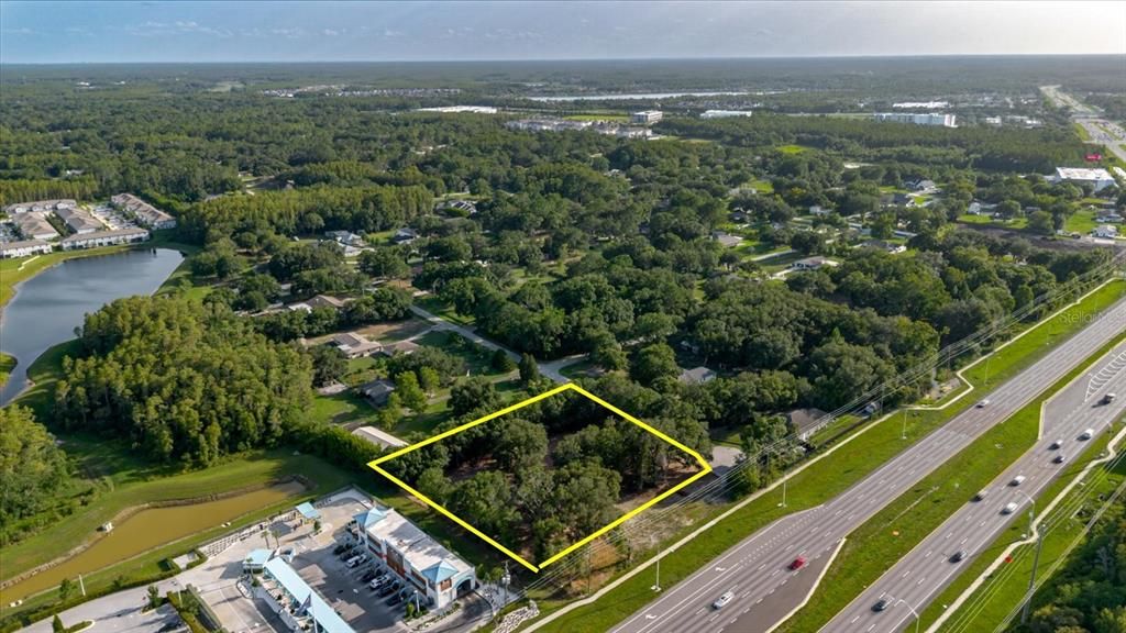 En Venta: $275,000 (1.06 acres)