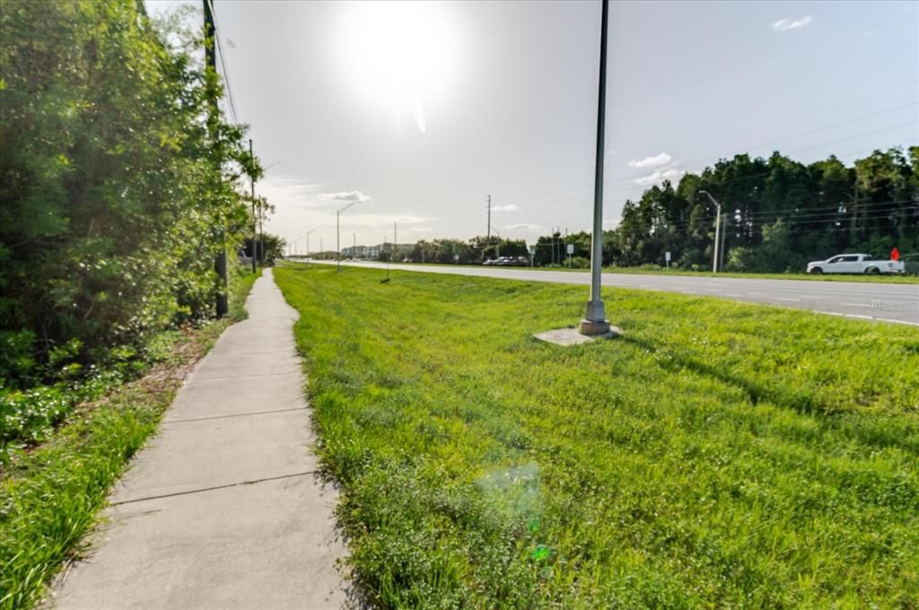 En Venta: $275,000 (1.06 acres)