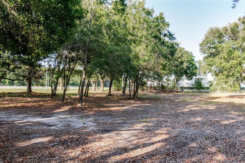 En Venta: $275,000 (1.06 acres)
