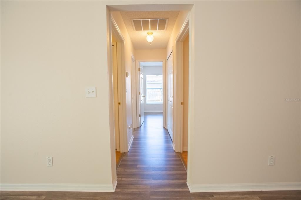 Activo con contrato: $314,999 (3 camas, 2 baños, 1825 Pies cuadrados)
