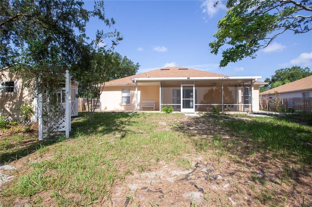 Activo con contrato: $314,999 (3 camas, 2 baños, 1825 Pies cuadrados)