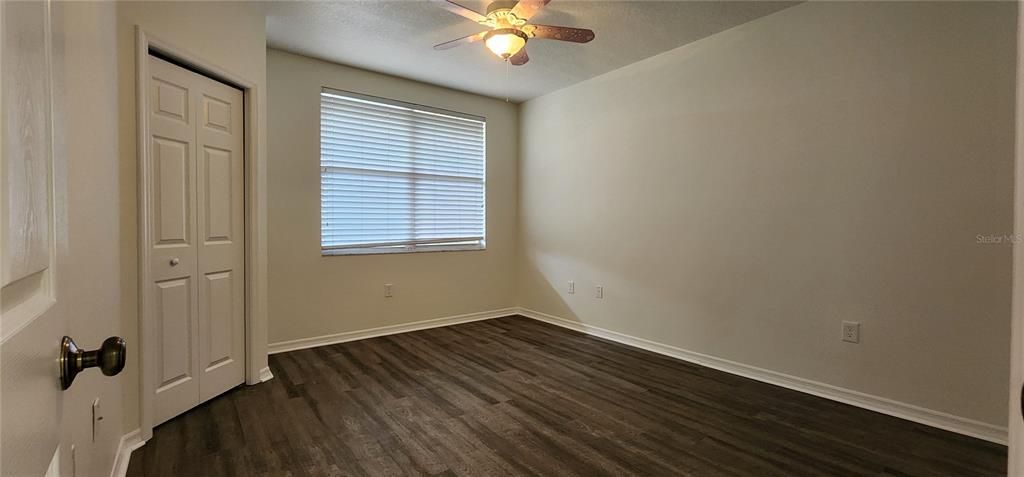 For Sale: $270,000 (2 beds, 2 baths, 1324 Square Feet)