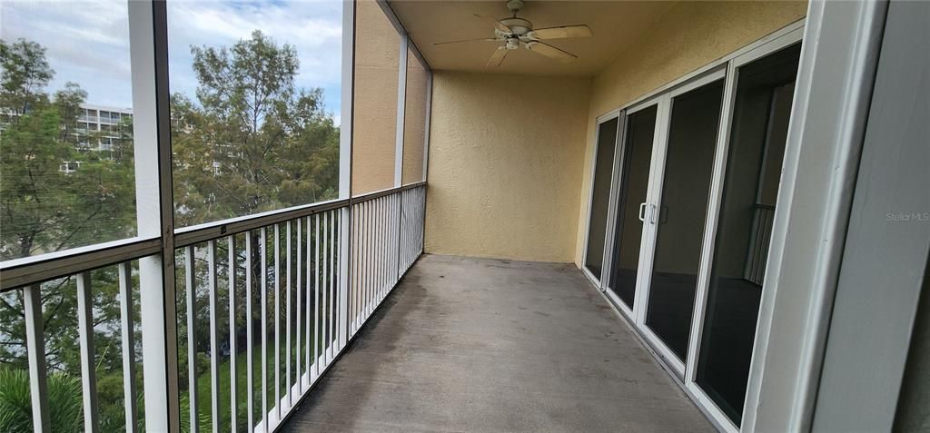 For Sale: $270,000 (2 beds, 2 baths, 1324 Square Feet)