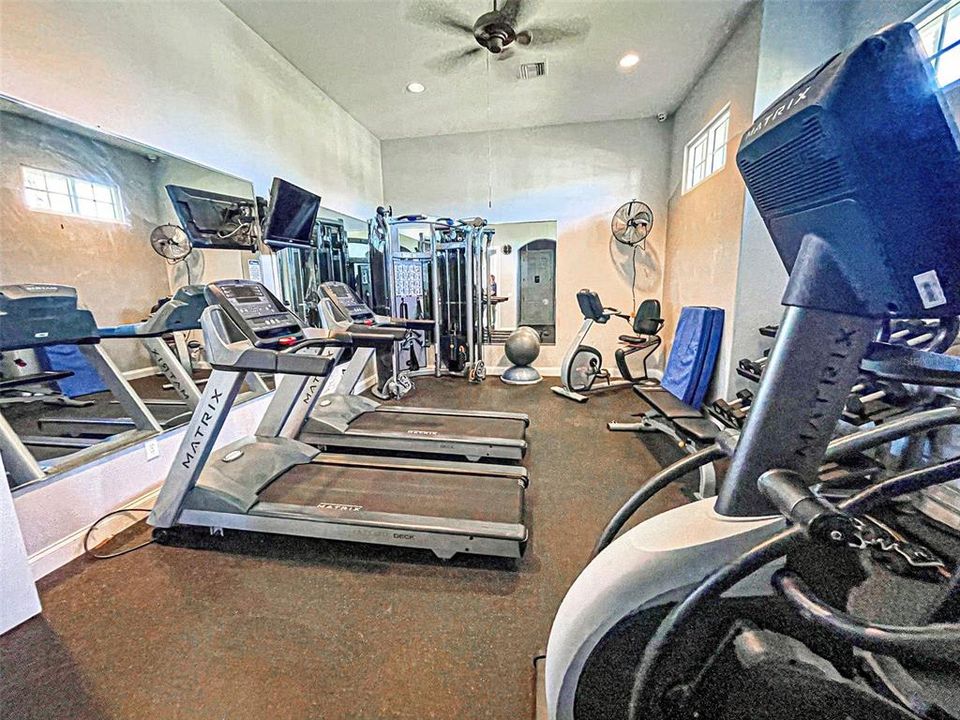 En Venta: $400,000 (4 camas, 3 baños, 2422 Pies cuadrados)