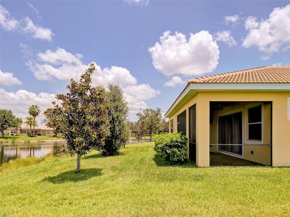 En Venta: $400,000 (4 camas, 3 baños, 2422 Pies cuadrados)
