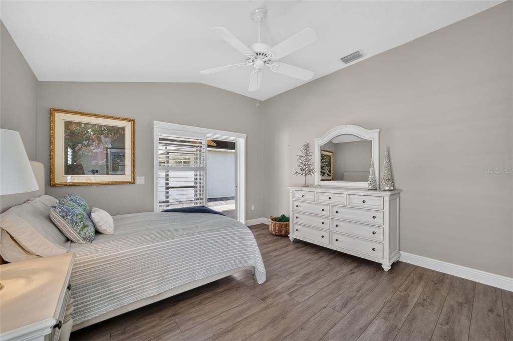 For Sale: $415,000 (3 beds, 2 baths, 1685 Square Feet)