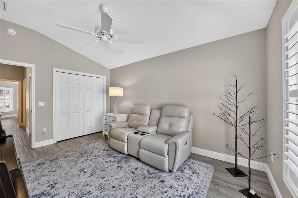For Sale: $415,000 (3 beds, 2 baths, 1685 Square Feet)