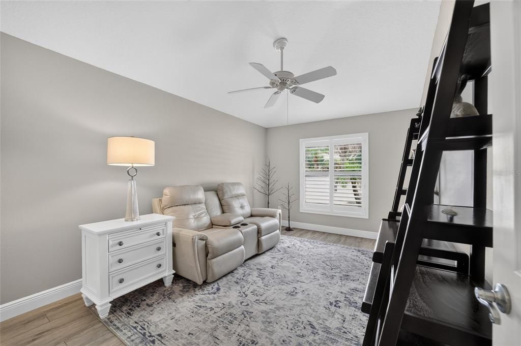 For Sale: $415,000 (3 beds, 2 baths, 1685 Square Feet)