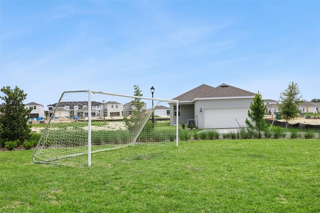 For Sale: $514,990 (5 beds, 3 baths, 2663 Square Feet)