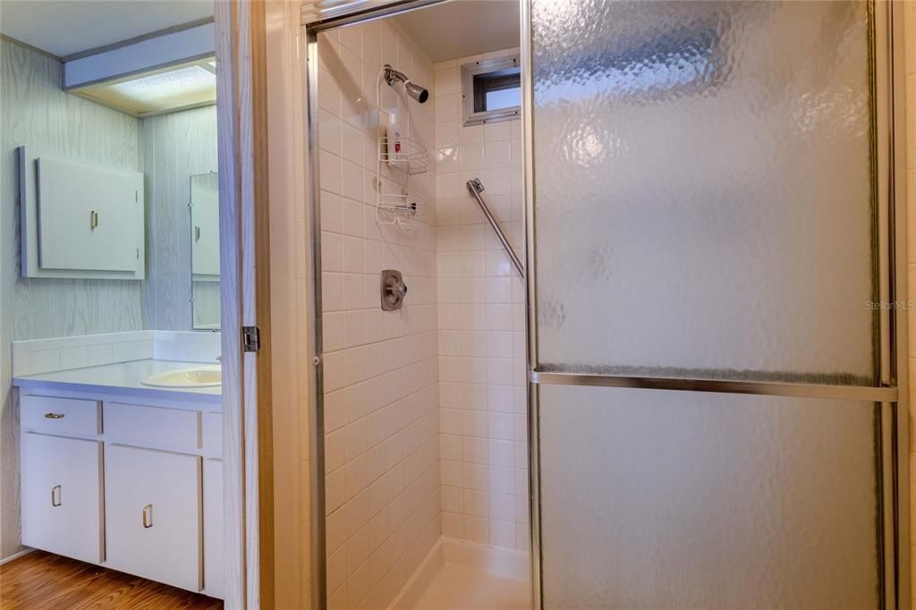 На продажу: $165,000 (2 спален, 2 ванн, 1080 Квадратных фут)