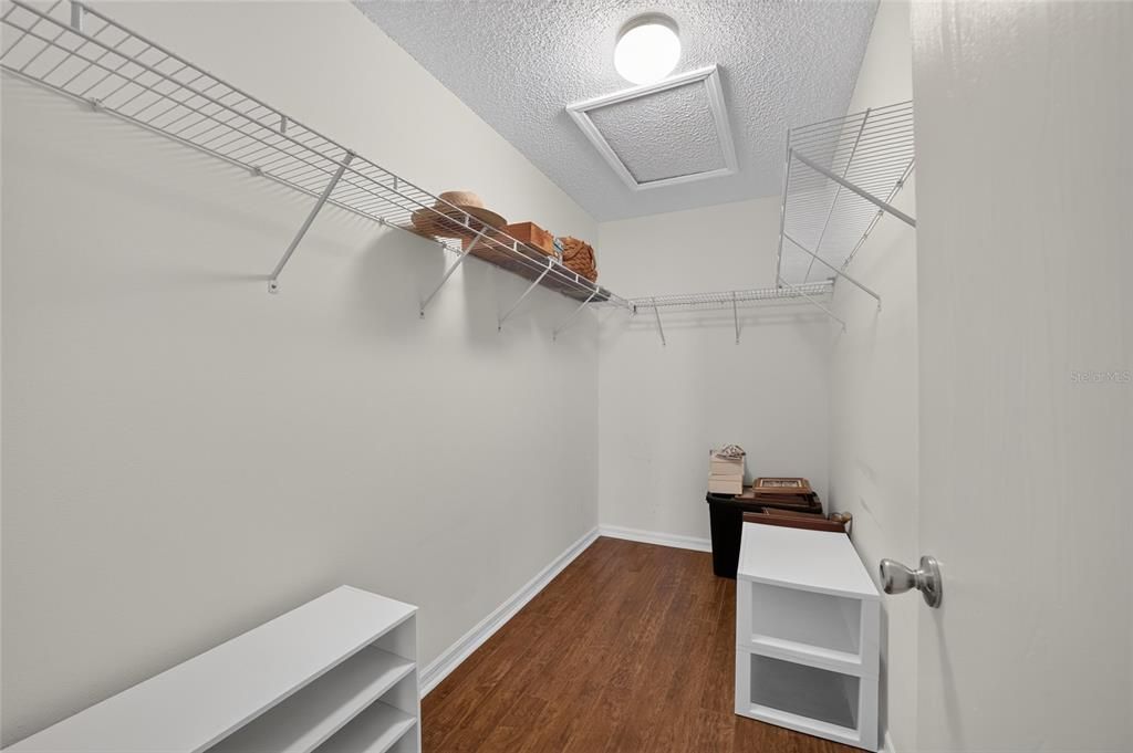 En Venta: $340,000 (3 camas, 2 baños, 1392 Pies cuadrados)