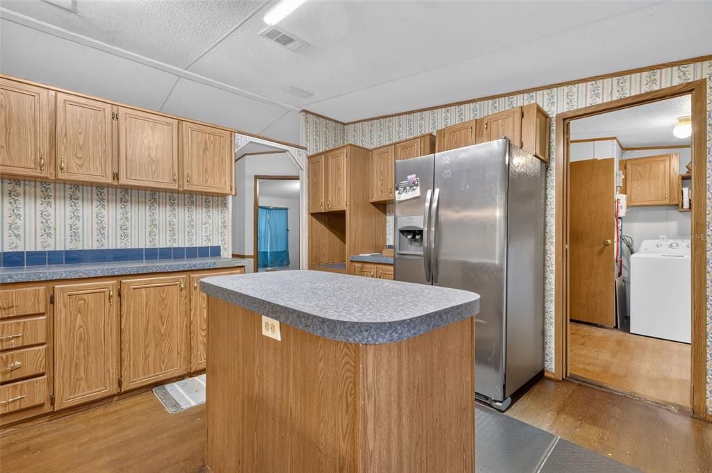 En Venta: $435,000 (5 camas, 3 baños, 2280 Pies cuadrados)