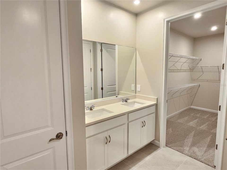 В аренду: $3,500 (3 спален, 2 ванн, 1765 Квадратных фут)
