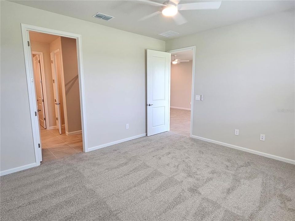 В аренду: $3,500 (3 спален, 2 ванн, 1765 Квадратных фут)