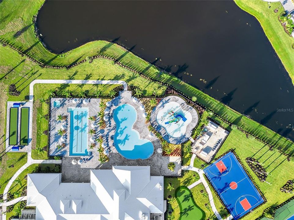 На продажу: $799,000 (5 спален, 3 ванн, 3257 Квадратных фут)