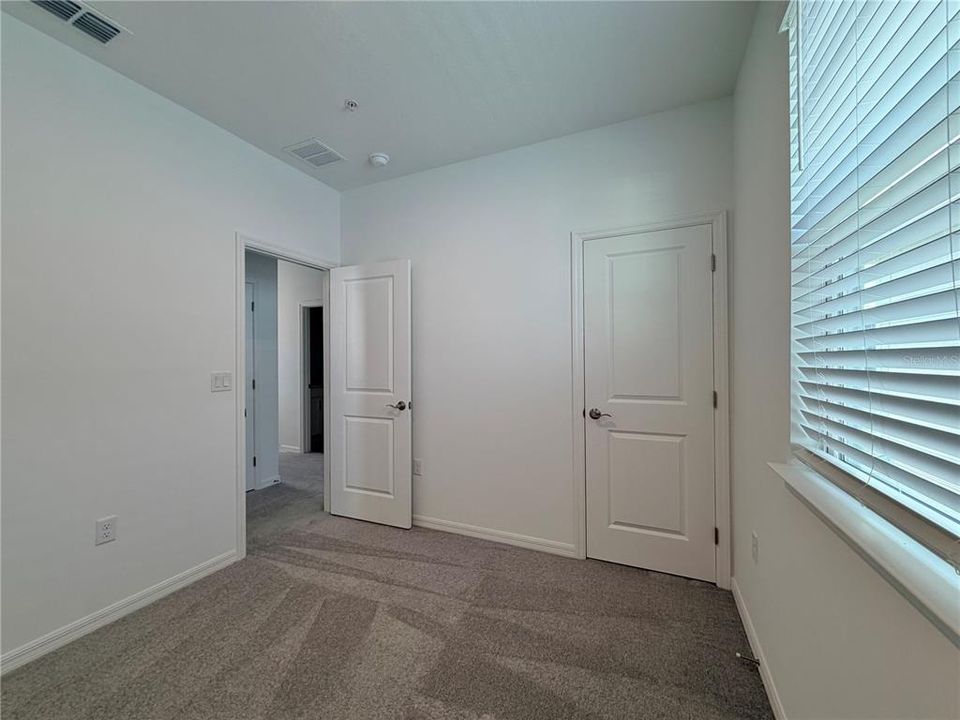 В аренду: $2,195 (3 спален, 2 ванн, 1800 Квадратных фут)
