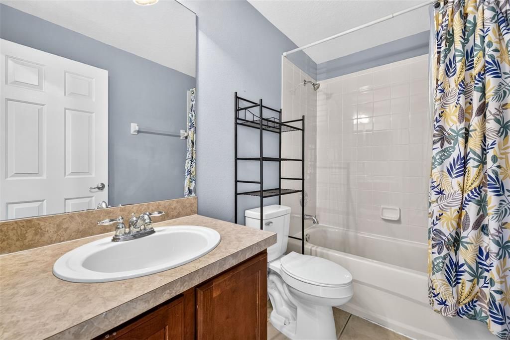 For Sale: $194,900 (3 beds, 2 baths, 1363 Square Feet)