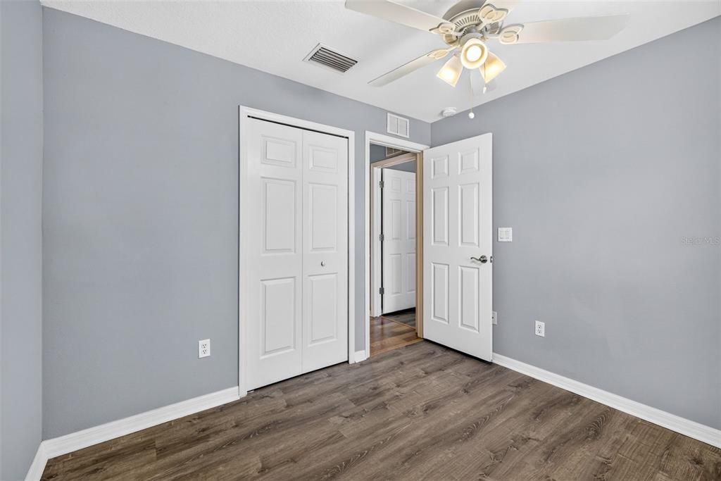 For Sale: $194,900 (3 beds, 2 baths, 1363 Square Feet)