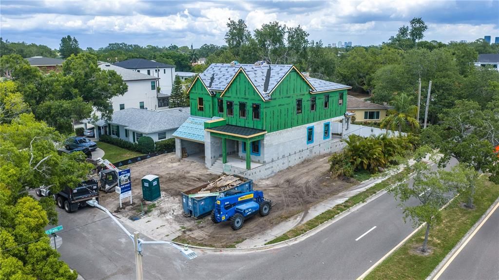 На продажу: $1,850,000 (5 спален, 4 ванн, 3585 Квадратных фут)