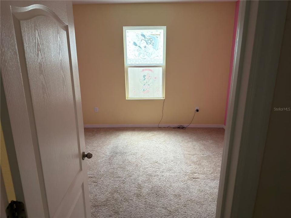 En Venta: $265,000 (4 camas, 2 baños, 1828 Pies cuadrados)