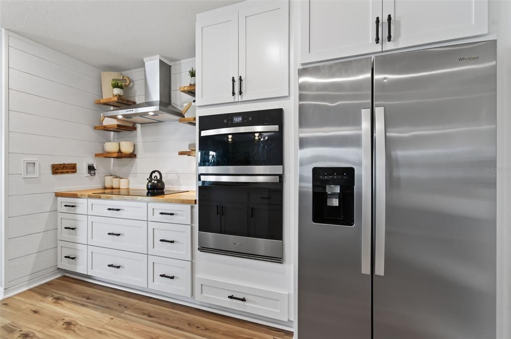 For Sale: $335,000 (3 beds, 2 baths, 1619 Square Feet)