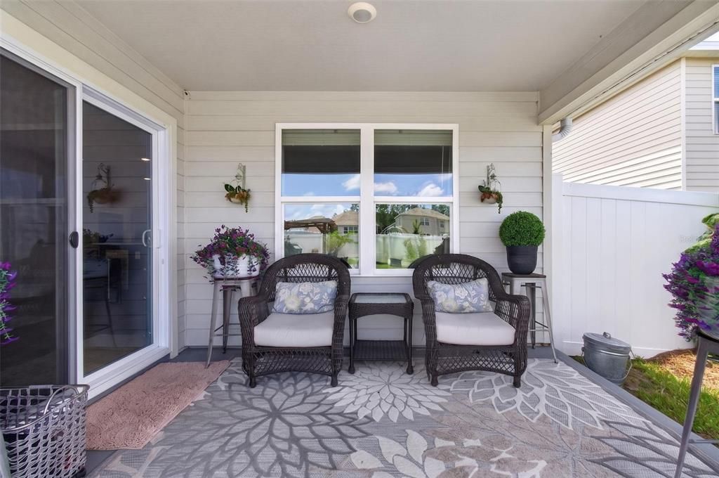 For Sale: $335,000 (3 beds, 2 baths, 1619 Square Feet)