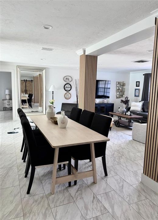 На продажу: $599,000 (3 спален, 2 ванн, 1735 Квадратных фут)