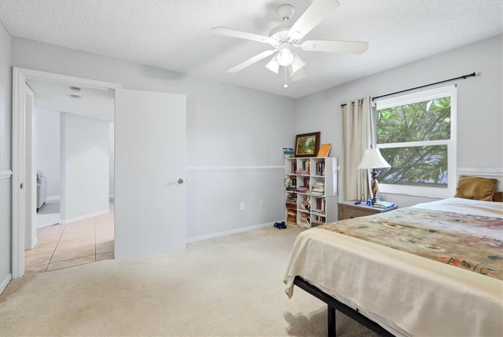 For Sale: $379,000 (3 beds, 2 baths, 1295 Square Feet)