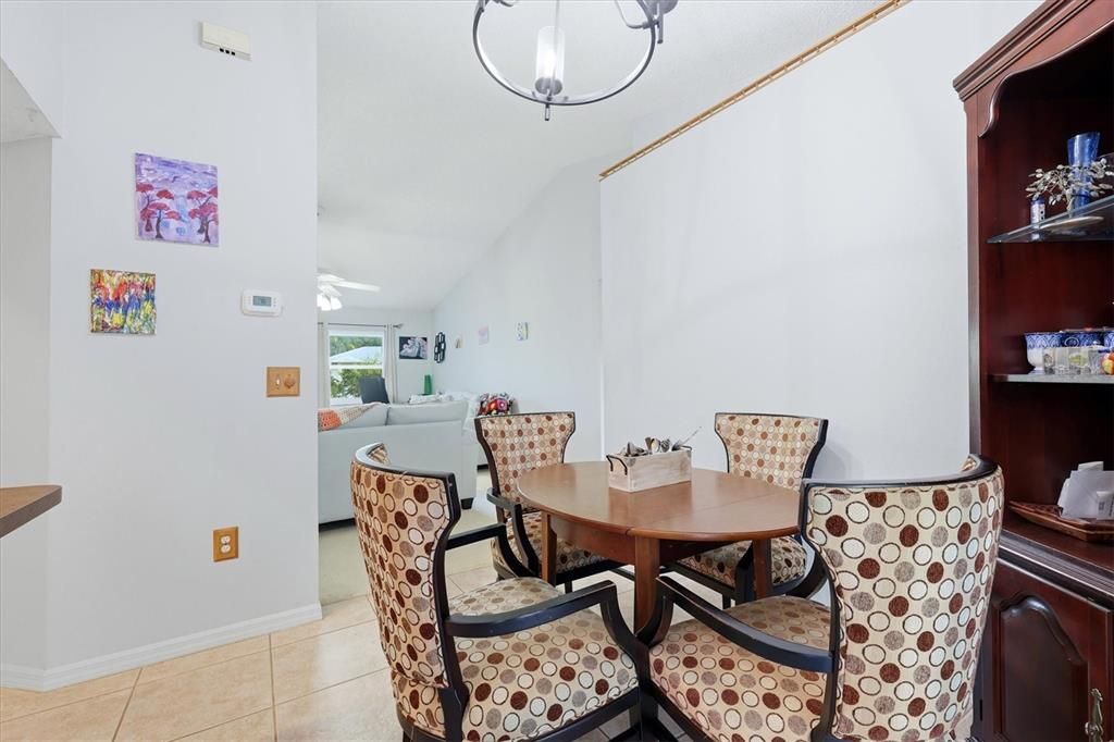 For Sale: $379,000 (3 beds, 2 baths, 1295 Square Feet)