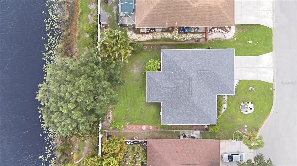 For Sale: $379,000 (3 beds, 2 baths, 1295 Square Feet)