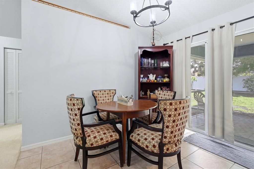 For Sale: $379,000 (3 beds, 2 baths, 1295 Square Feet)