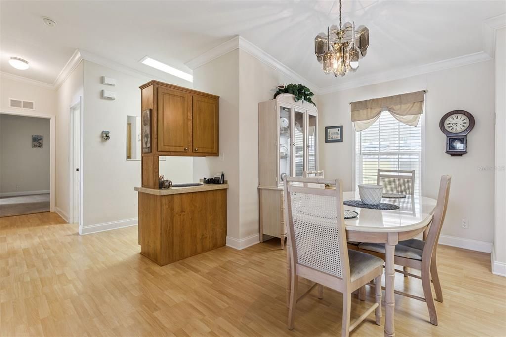 На продажу: $135,000 (3 спален, 2 ванн, 1487 Квадратных фут)