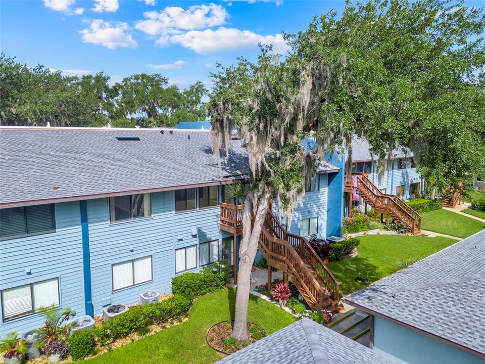 For Sale: $475,000 (2 beds, 2 baths, 1674 Square Feet)