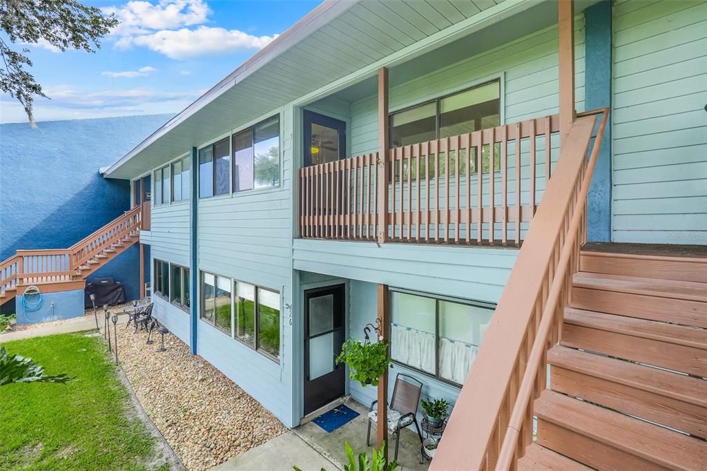 For Sale: $475,000 (2 beds, 2 baths, 1674 Square Feet)