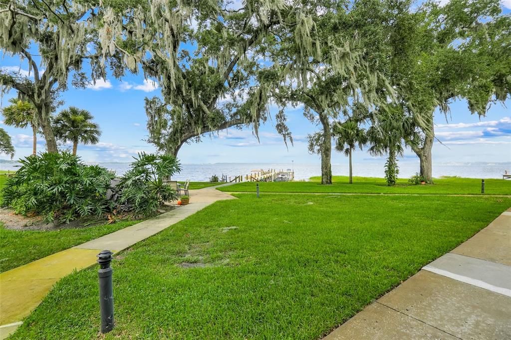For Sale: $475,000 (2 beds, 2 baths, 1674 Square Feet)