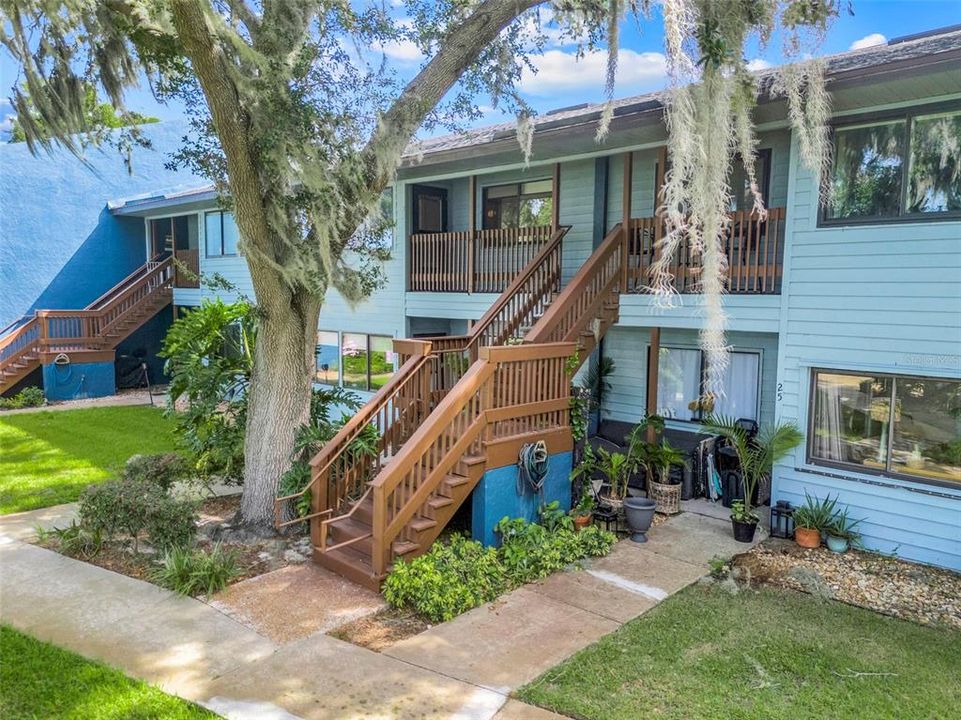For Sale: $475,000 (2 beds, 2 baths, 1674 Square Feet)