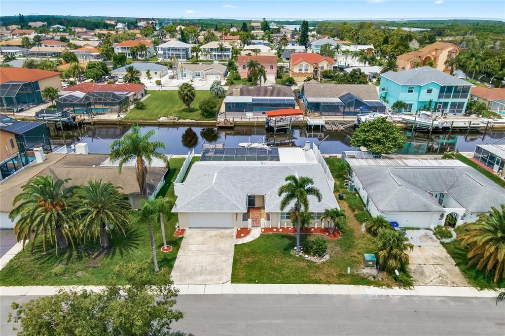 На продажу: $349,900 (3 спален, 2 ванн, 1614 Квадратных фут)