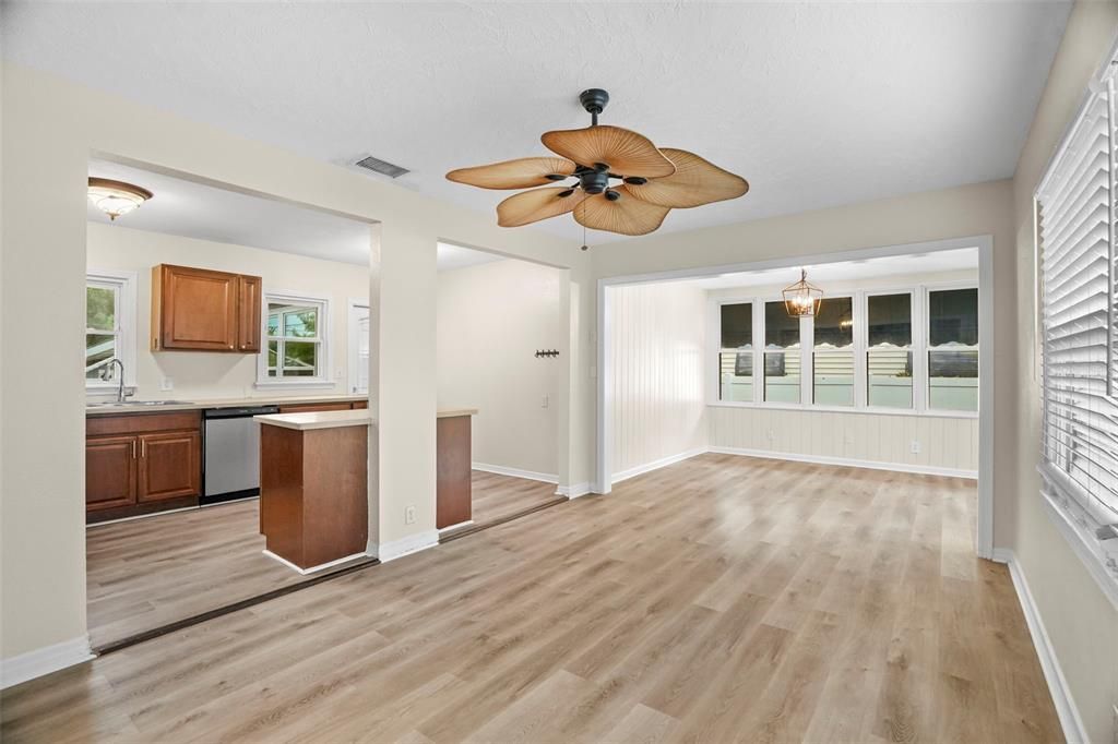 En Venta: $499,000 (3 camas, 1 baños, 1259 Pies cuadrados)