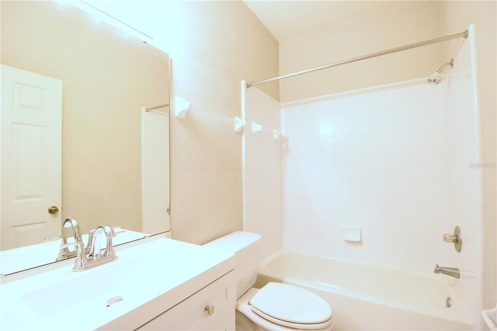 For Rent: $2,150 (3 beds, 2 baths, 1352 Square Feet)