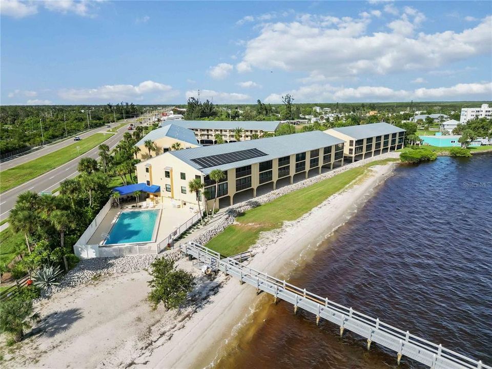 : $275,000 (2 спален, 2 ванн, 1168 Квадратных фут)