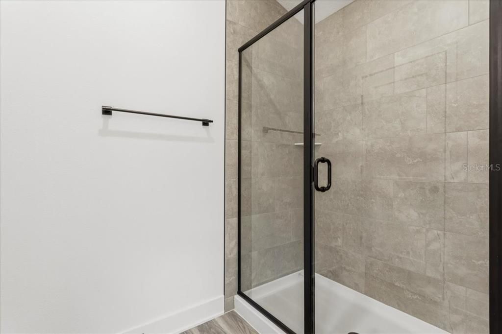 На продажу: $355,900 (4 спален, 2 ванн, 1635 Квадратных фут)